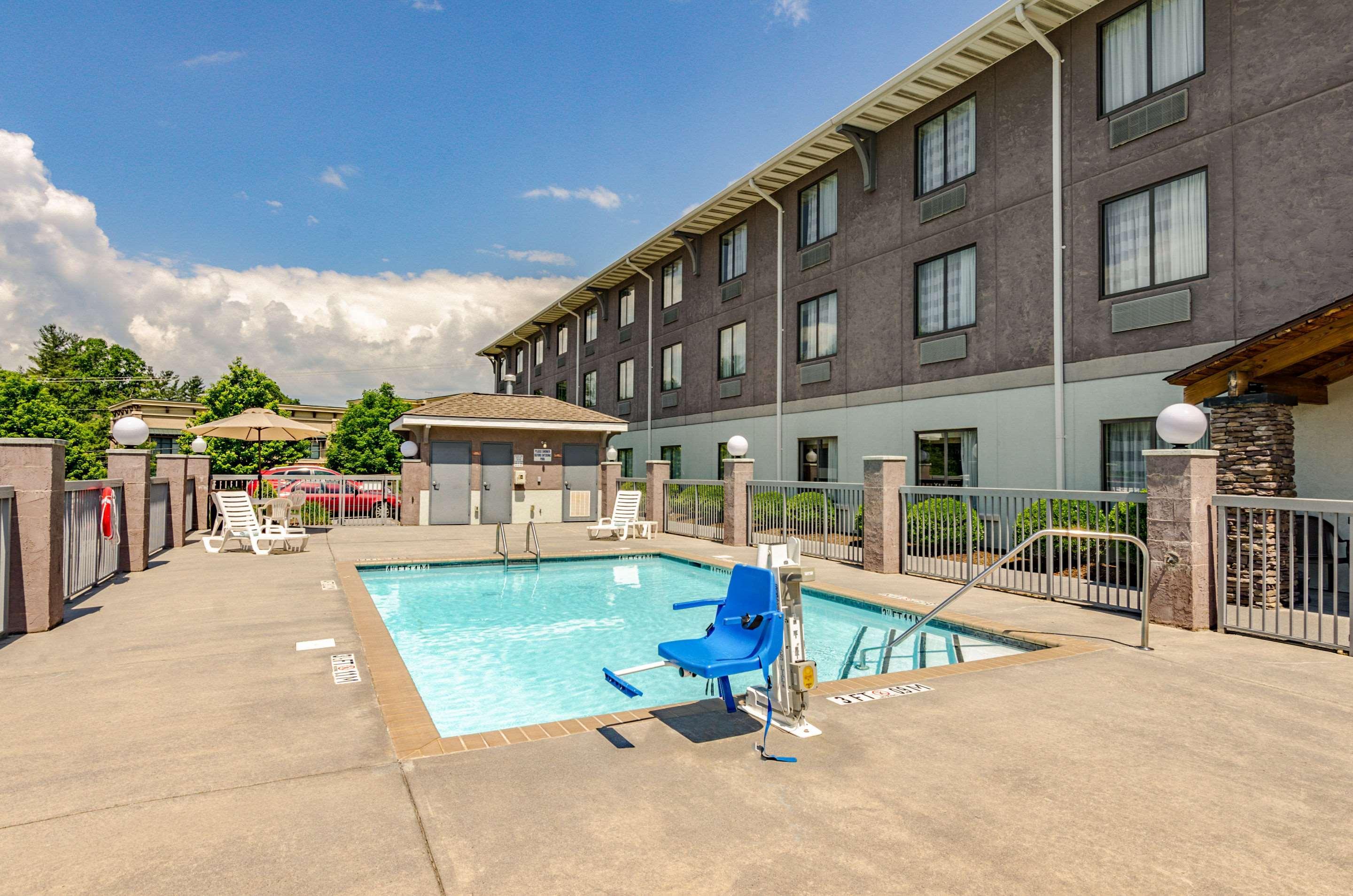 Sleep Inn Boone University Area Exterior photo