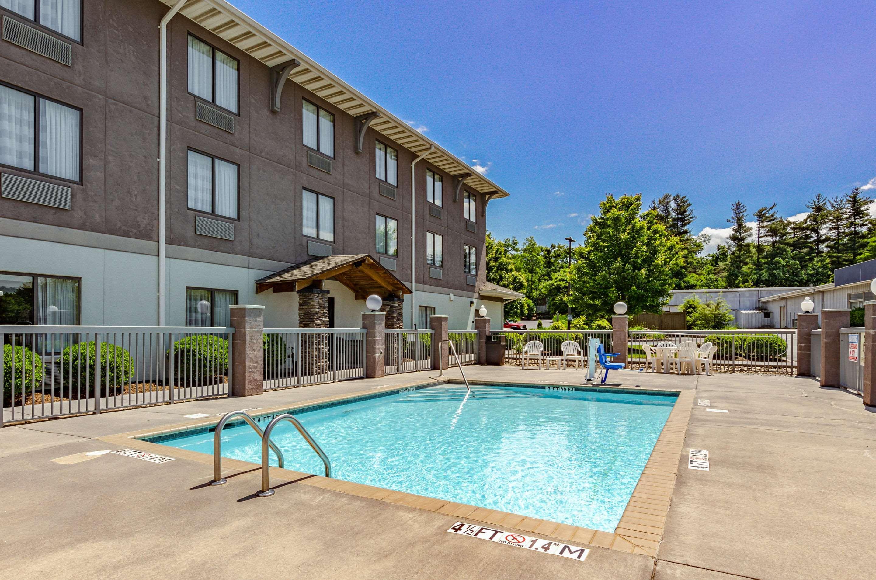 Sleep Inn Boone University Area Exterior photo